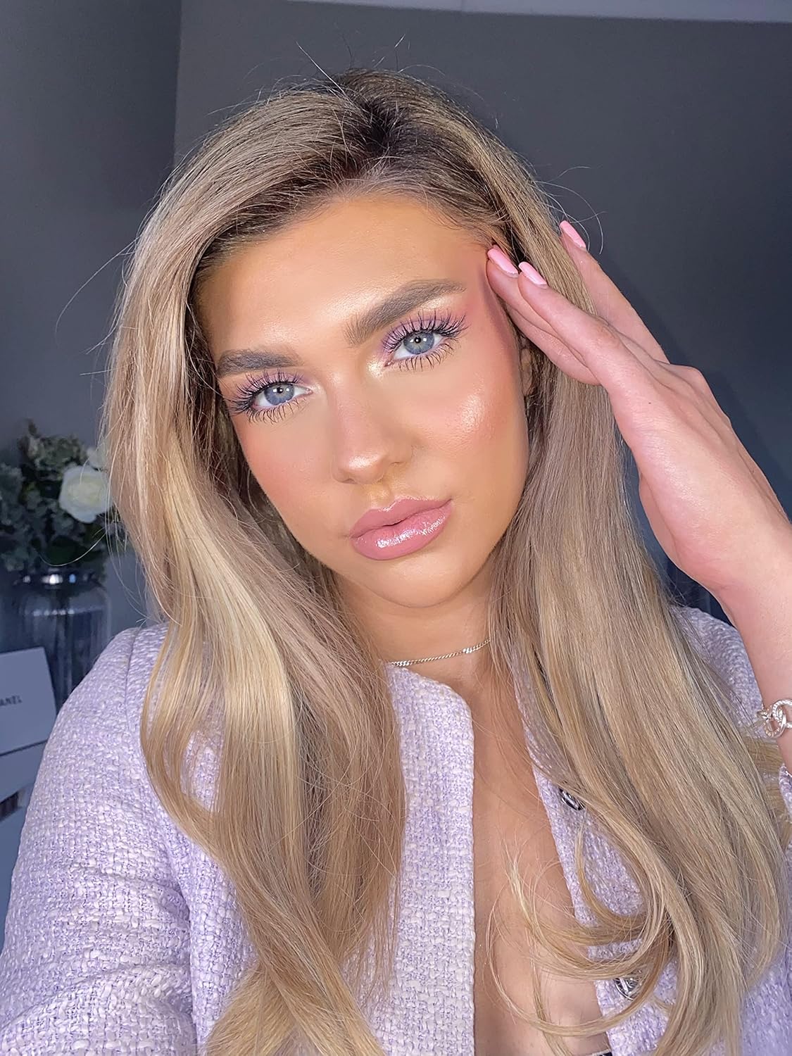 Makeup Revolution Pore Blur Primer, Pore Minimizing Face Primer with Vitamin E, Smoothing & Nourishing Formula 0.95fl.oz