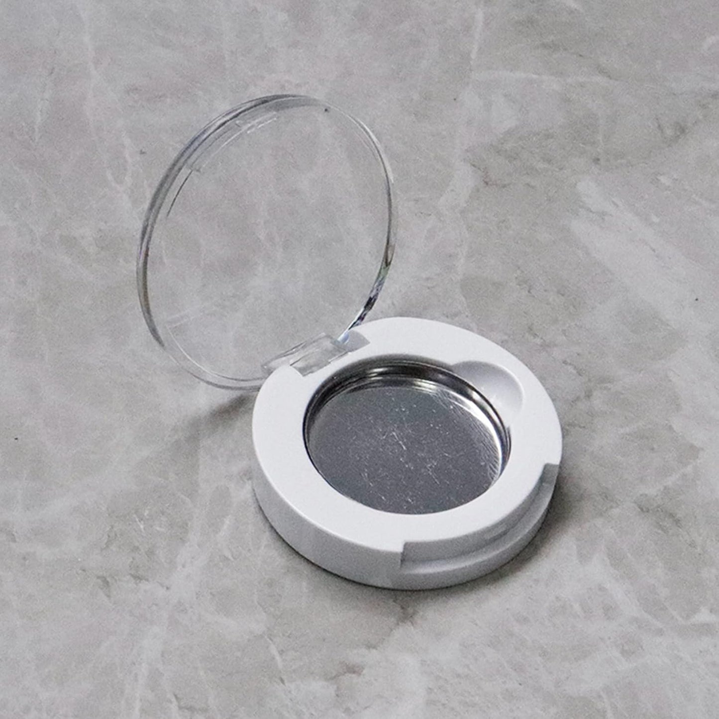 4 Pack Empty Eyeshadow Holder Case Round Magnetic Makeup Eyeshadow Lipstick Palette Container For Travel Sample DIY - White