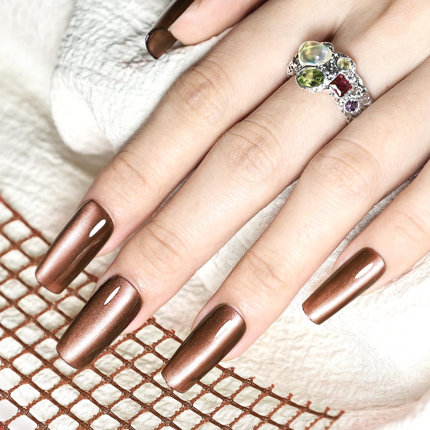 JODSONE 16.5ml Cat Eye Gel Nail Polish Dark Brown Glitter Magnetic Reflective Translucent Need U V Curing Salon Gift for Girl Women