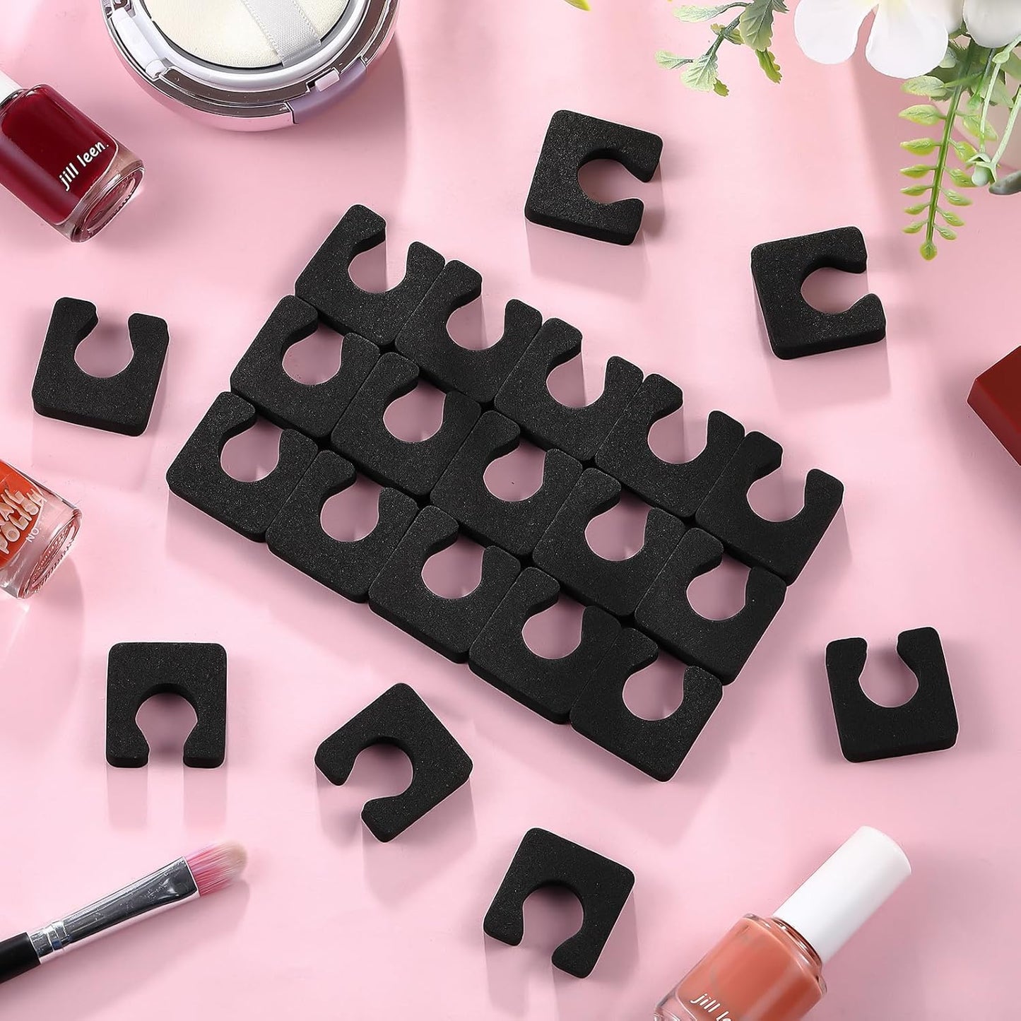 Mumufy 1000 Pcs Individual Pedicure Toe Separators Soft Foam Toe Spacers Comfortable Finger Toe Dividers Pedicure for Women Men Girls Manicure Feet Nail Polish Art Painting Spa (Black)