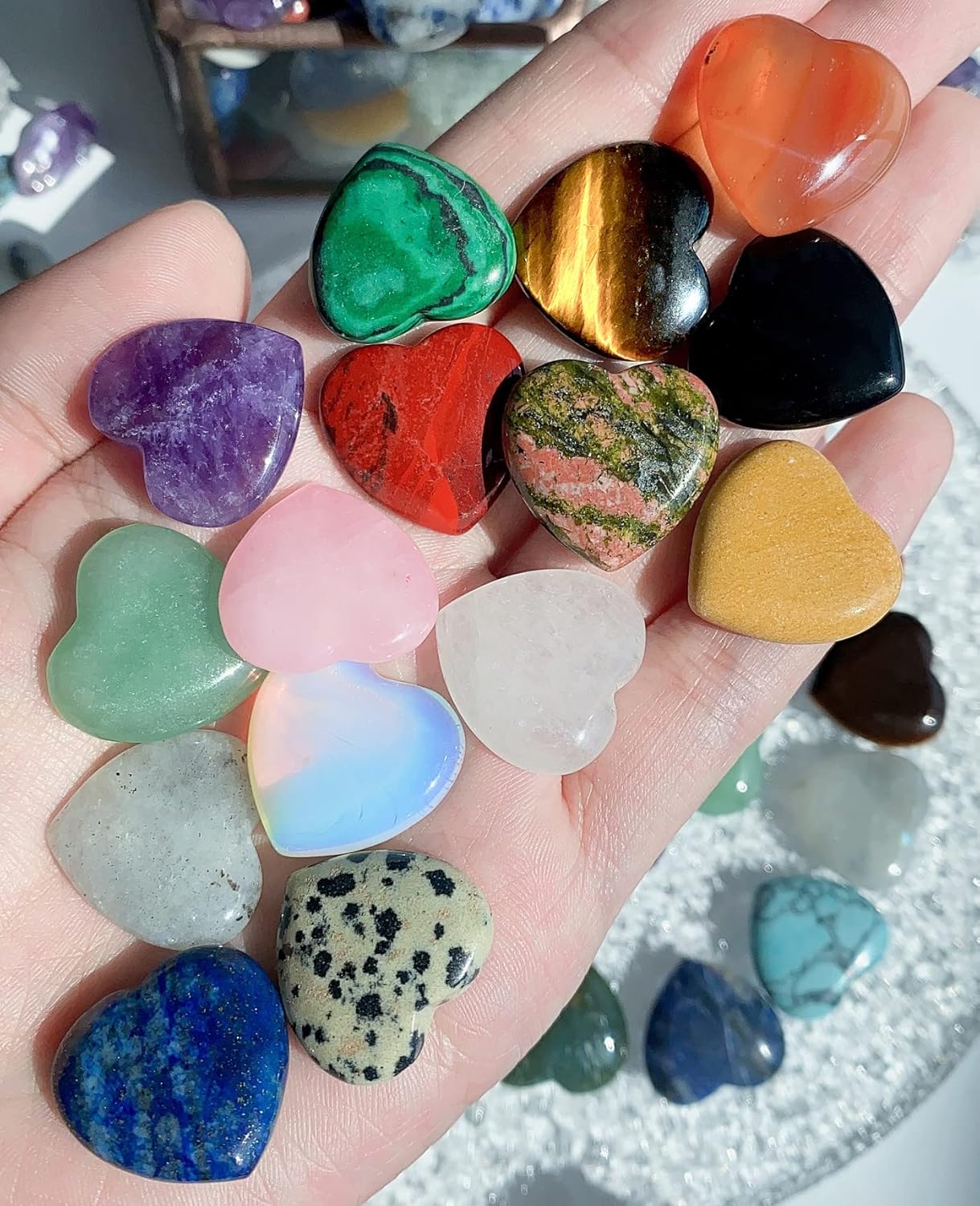 15 PCS Heart Crystals Healing Natural Pocket Stones Polished Love Shaped Palm Gemstones Rose Quartz Amethyst Assorted Set Reiki Energy Balancing Meditation Mother's Day Gift 0.8 Inch